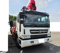 2013 HORYONG SKY450SF MOUNTED ON 2013 DAEWOO NOVUS 3434