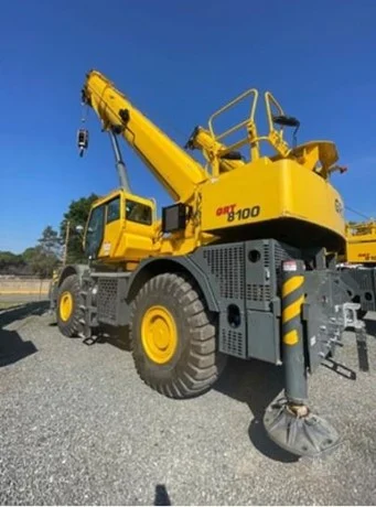 2021 GROVE GRT8100