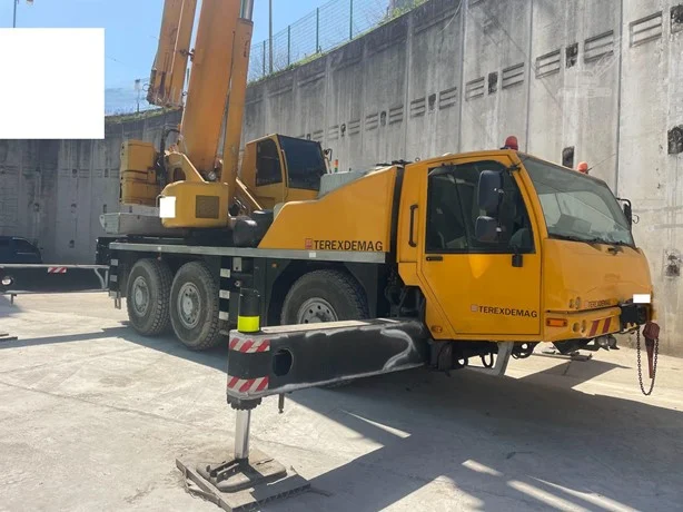 2005 DEMAG AC 155L