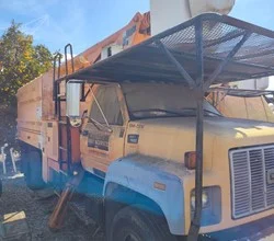 1997 Altec LR42A MOUNTED ON 1997 GMC TOPKICK C7500