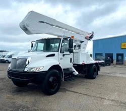 2003 Altec A470C MOUNTED ON 2003 INTERNATIONAL DURASTAR 4300