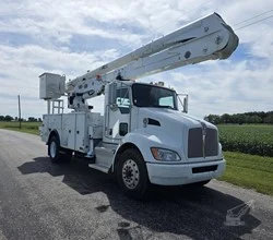 2015 Altec AA55 MH MOUNTED ON 2015 KENWORTH T370