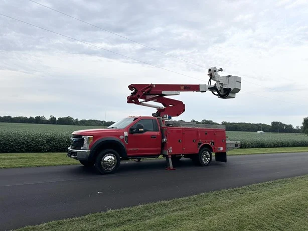 2017 Altec AT41M MOUNTED ON 2017 FORD F550 SD XL