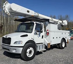 2020 Altec AM55E MOUNTED ON 2020 FREIGHTLINER BUSINESS CLASS M2 106