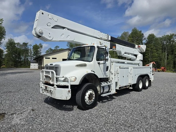 2007 ALTEC AA77-TE93 MOUNTED ON 2007 FREIGHTLINER BUSINESS CLASS M2 112