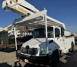 2004 Altec AA755L MOUNTED ON 2004 HINO 338