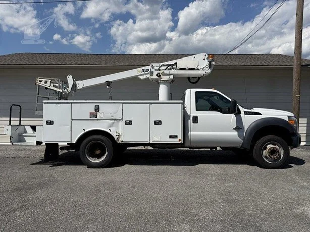 2016 ALTEC AT235P MOUNTED ON 2016 FORD F550 XL