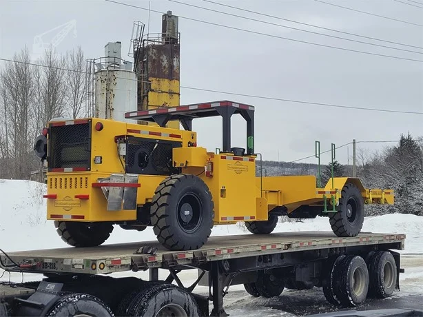 2023 HIAB 095-2 MOUNTED ON 2023 KES EQUIPMENT INC BT C215