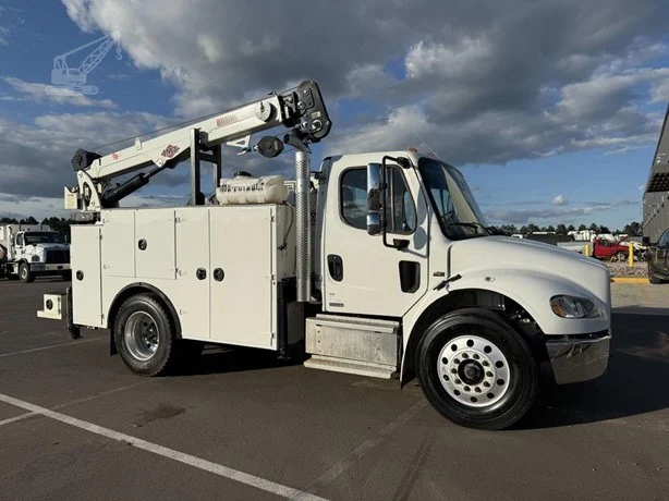 2022 IMT 10000-25 MOUNTED ON 2022 FREIGHTLINER BUSINESS CLASS M2 106