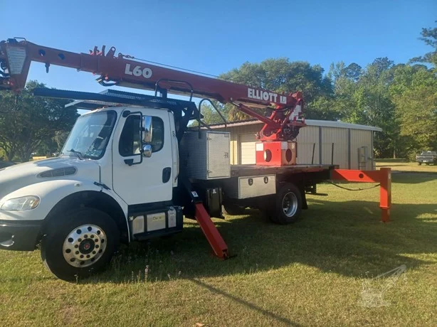 2017 ELLIOTT L60R MOUNTED ON FREIGHTLINER BUSINESS CLASS M2 106