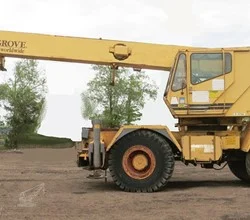 2000 GROVE RT500C