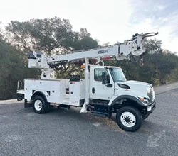 2019 Versalift TMD2047T MOUNTED ON 2020 INTERNATIONAL HV