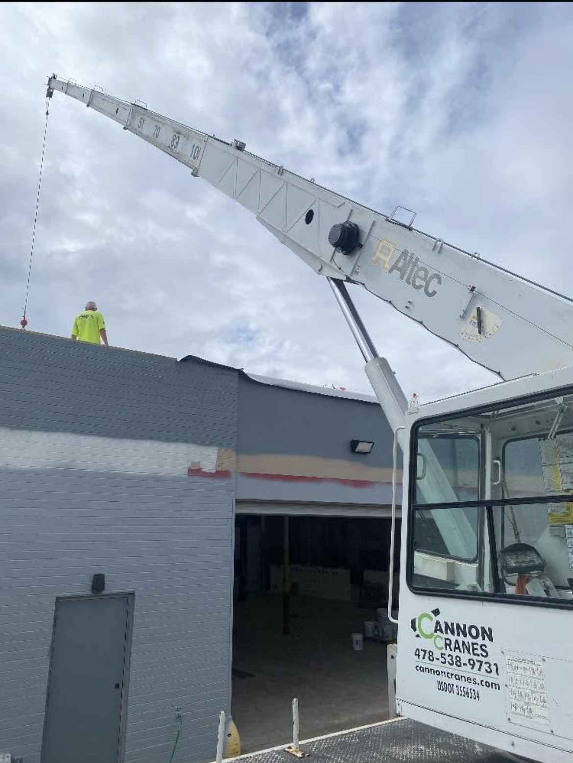 2005 Altec AC35-127S
