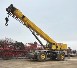 2013 GROVE RT9130E
