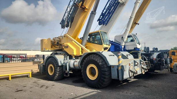 2008 GROVE RT700E