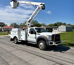 2016 ALTEC AT40G MOUNTED ON 2016 FORD F550