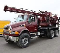 2002 Terex GENERAL 65 MOUNTED ON 2002 STERLING ACTERRA