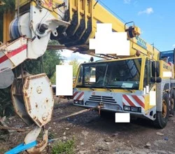 2002 DEMAG AC 100