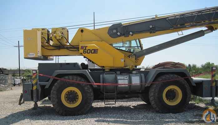 Grove RT600E