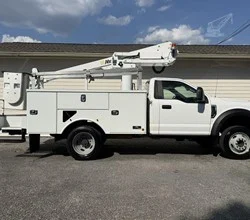 2019 Altec AT235 MOUNTED ON 2019 FORD F450