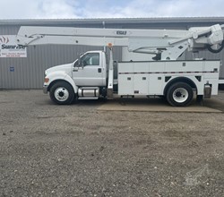 2015 Versalift VO460MHI MOUNTED ON 2015 FORD F750