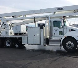 2015 Versalift VST9000 MOUNTED ON 2015 KENWORTH T370