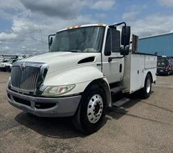 2008 Liftmoore 3200REE MOUNTED ON 2008 INTERNATIONAL DURASTAR 4300