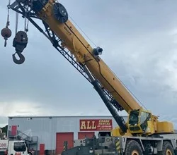 2011 GROVE RT9150E