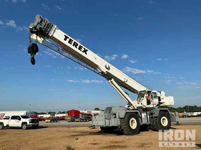 2001 Terex RT175
