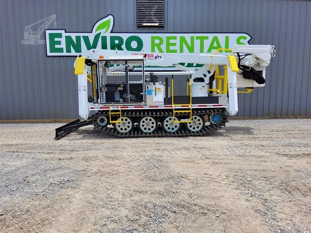 2022 DUR-A-LIFT DPM52DU MOUNTED ON 2021 UTV INTERNATIONAL ACHIEVER RT02