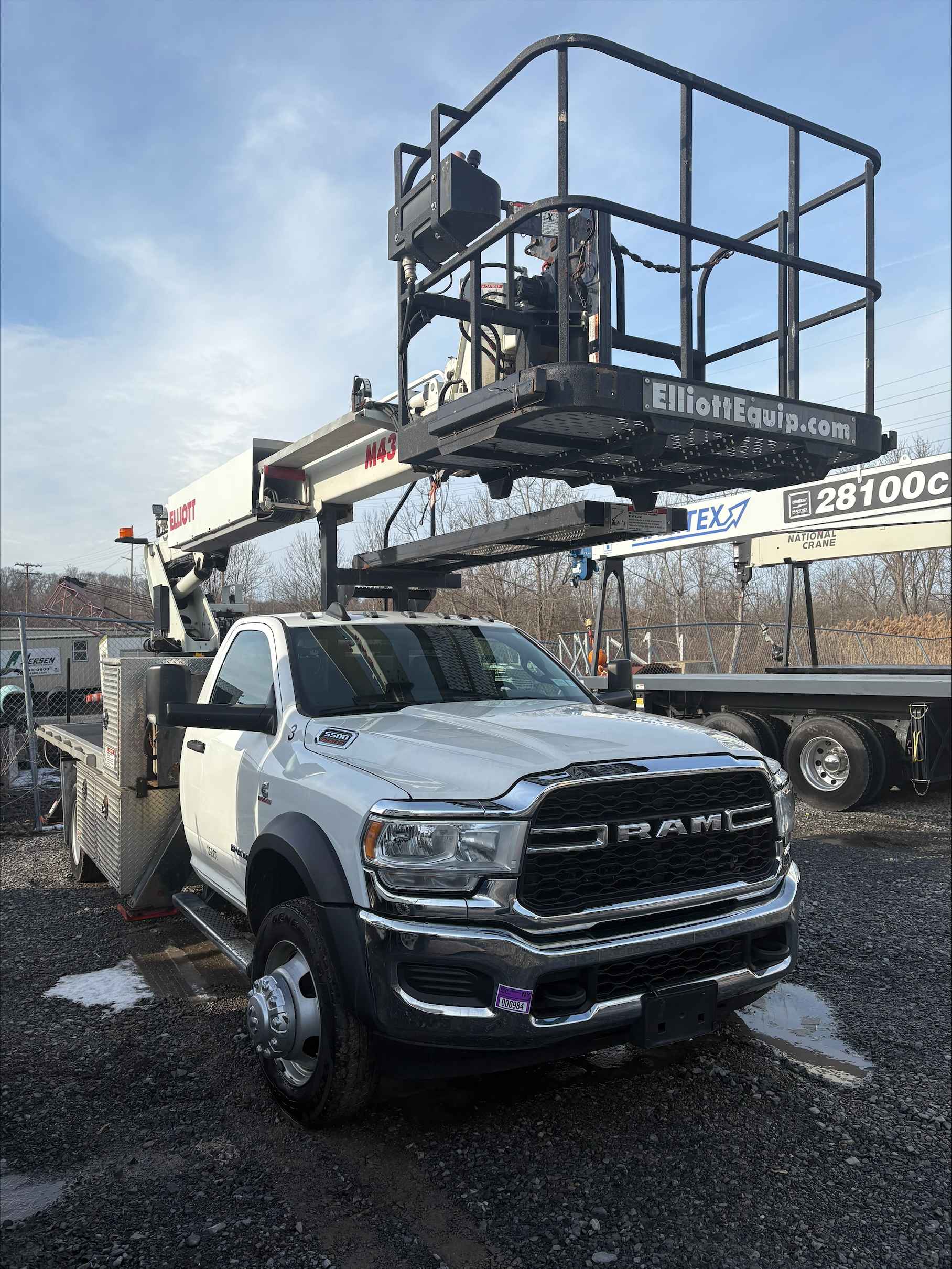 2022 Elliott M43R