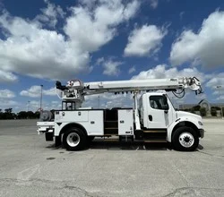 2018 ALTEC DC47TR MOUNTED ON 2018 FREIGHTLINER BUSINESS CLASS M2 106
