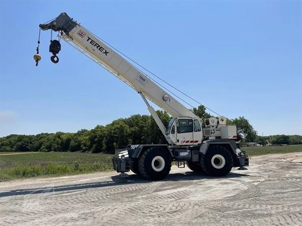 2007 TEREX RT665