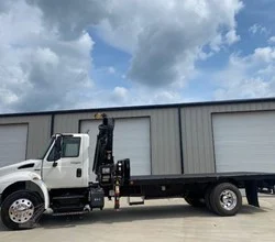 2013 HIAB XS111BS-3 HIDUO MOUNTED ON 2013 INTERNATIONAL DURASTAR 4300