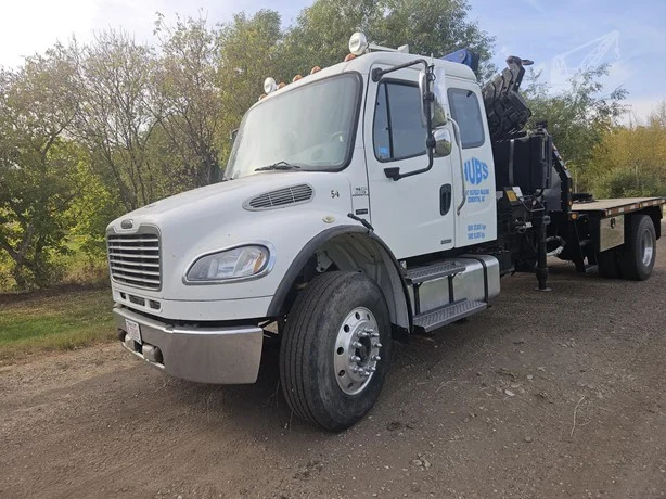 2007 PM 12 MOUNTED ON 2007 FREIGHTLINER BUSINESS CLASS M2 106