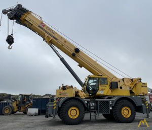 2011 Grove RT890E