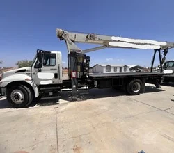 2014 TEREX BT3870 MOUNTED ON 2014 INTERNATIONAL DURASTAR 4300