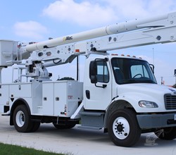 2019 ALTEC AA55 MH MOUNTED ON 2019 FREIGHTLINER BUSINESS CLASS M2 106