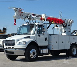 2018 TEREX COMMANDER 4047 MOUNTED ON 2019 FREIGHTLINER BUSINESS CLASS M2 106