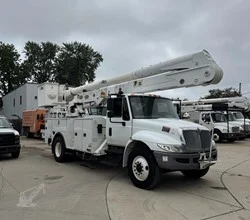 2018 Altec AA755L MOUNTED ON 2018 INTERNATIONAL DURASTAR 4300