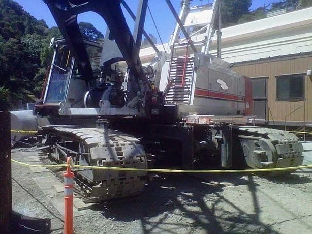 1995 LINK-BELT LS-218H