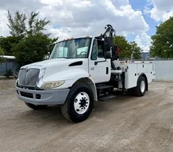 2006 IMT 11/76 MOUNTED ON 2006 INTERNATIONAL DURASTAR 4300