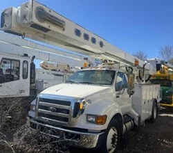 2015 Versalift VO360XMHI-01 MOUNTED ON 2015 FORD F750