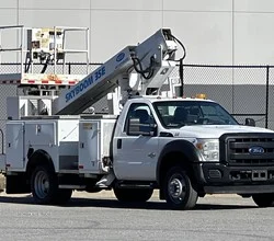 2012 SKYLIFT SB35E MOUNTED ON 2013 FORD F550 SD