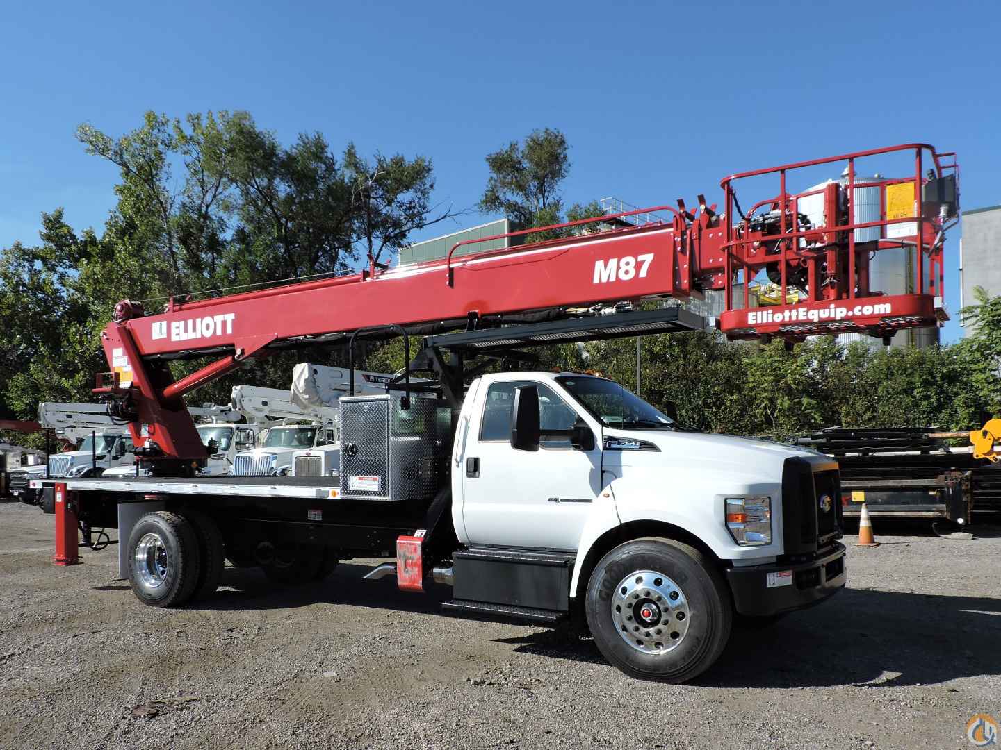 2026 Elliott M87R