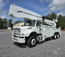 2007 Altec AA77-TE93 MOUNTED ON 2007 FREIGHTLINER BUSINESS CLASS M2 112