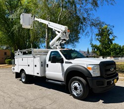 2013 Altec AT200A MOUNTED ON 2013 FORD F450 SD