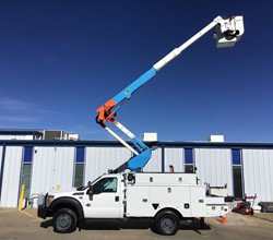 2013 Altec AT37G MOUNTED ON 2013 FORD F550