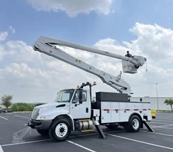 2017 ALTEC AA55 MOUNTED ON 2018 INTERNATIONAL DURASTAR 4300