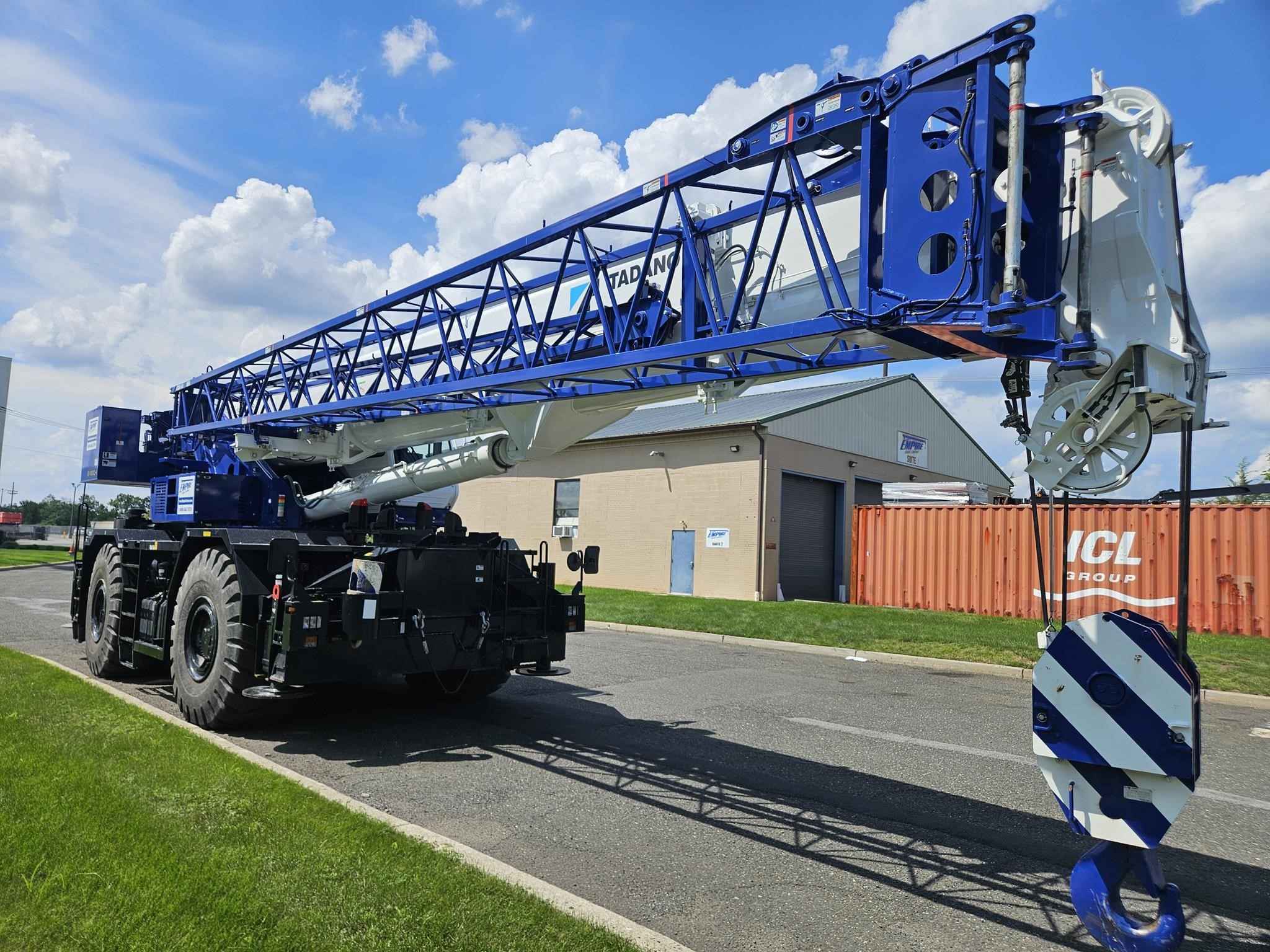 2025 Tadano GR-1000XL-4